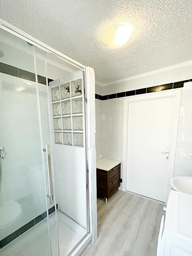 Marotta, 300 Mt Dal Mare, 3 Camere, 10 Letti Exterior photo