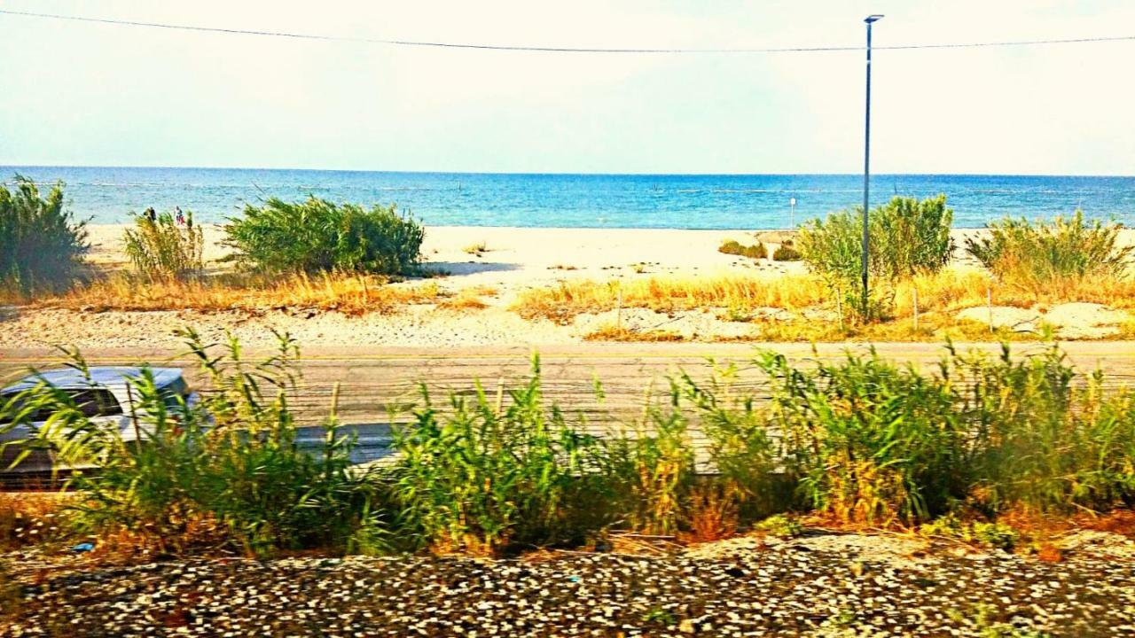 Marotta, 300 Mt Dal Mare, 3 Camere, 10 Letti Exterior photo